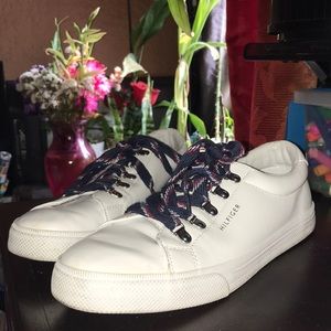 A white pair of Tommy Hilfiger